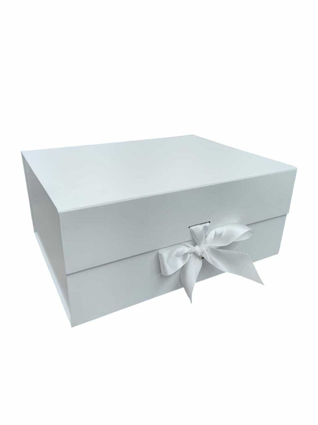 Caixa de Papel Cartonada Branca com Laço 33x25x12cm — Moulin