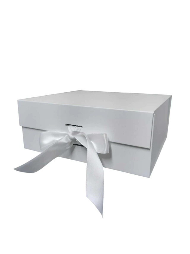 Caixa de Papel Cartonada Branca com Laço 20x18x8cm — Moulin